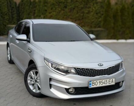Серый Киа K5, объемом двигателя 2 л и пробегом 212 тыс. км за 11500 $, фото 1 на Automoto.ua