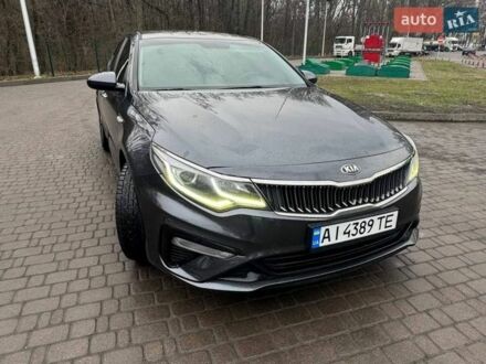 Серый Киа K5, объемом двигателя 2 л и пробегом 238 тыс. км за 14690 $, фото 1 на Automoto.ua