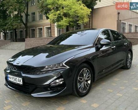Сірий Кіа K5, об'ємом двигуна 2 л та пробігом 62 тис. км за 24000 $, фото 1 на Automoto.ua