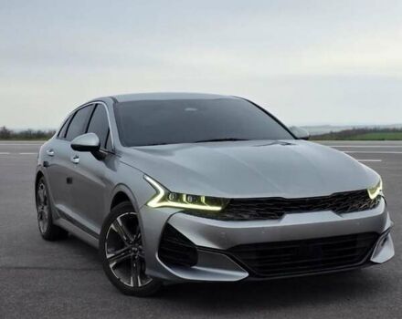 Серый Киа K5, объемом двигателя 2 л и пробегом 133 тыс. км за 24700 $, фото 1 на Automoto.ua