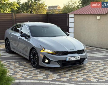 Серый Киа K5, объемом двигателя 1.6 л и пробегом 72 тыс. км за 19000 $, фото 1 на Automoto.ua