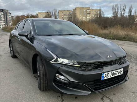 Сірий Кіа K5, об'ємом двигуна 2 л та пробігом 138 тис. км за 20500 $, фото 1 на Automoto.ua
