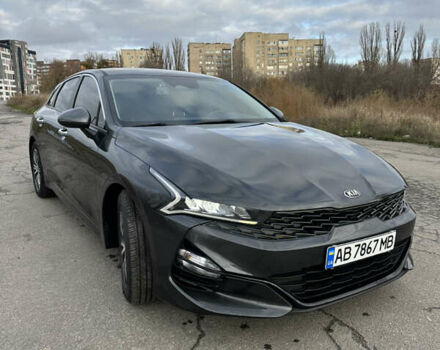 Сірий Кіа K5, об'ємом двигуна 2 л та пробігом 138 тис. км за 20500 $, фото 1 на Automoto.ua