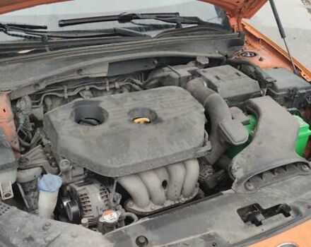 Помаранчевий Кіа K5, об'ємом двигуна 2 л та пробігом 495 тис. км за 9800 $, фото 5 на Automoto.ua