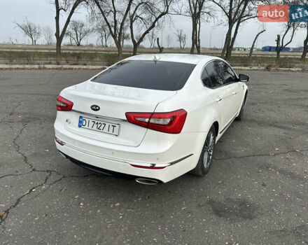 Белый Киа K7, объемом двигателя 3 л и пробегом 235 тыс. км за 11699 $, фото 8 на Automoto.ua