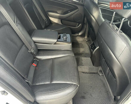 Белый Киа K7, объемом двигателя 3 л и пробегом 235 тыс. км за 11699 $, фото 25 на Automoto.ua