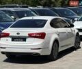 Білий Кіа K7, об'ємом двигуна 3 л та пробігом 238 тис. км за 10900 $, фото 30 на Automoto.ua