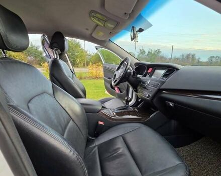 Білий Кіа K7, об'ємом двигуна 3 л та пробігом 187 тис. км за 10100 $, фото 9 на Automoto.ua