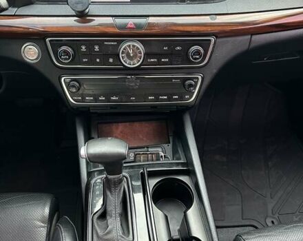 Белый Киа K7, объемом двигателя 3 л и пробегом 310 тыс. км за 13699 $, фото 10 на Automoto.ua