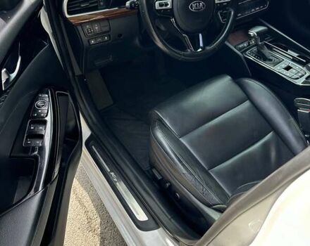 Белый Киа K7, объемом двигателя 3 л и пробегом 310 тыс. км за 13699 $, фото 11 на Automoto.ua