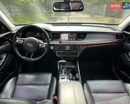 Белый Киа K7, объемом двигателя 3 л и пробегом 310 тыс. км за 13699 $, фото 8 на Automoto.ua