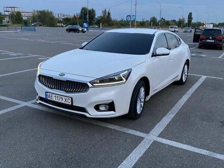 Білий Кіа K7, об'ємом двигуна 3 л та пробігом 277 тис. км за 13000 $, фото 1 на Automoto.ua