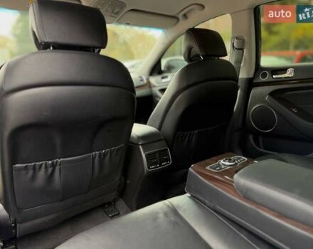 Чорний Кіа K7, об'ємом двигуна 3 л та пробігом 167 тис. км за 9499 $, фото 12 на Automoto.ua