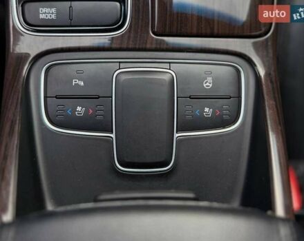 Чорний Кіа K7, об'ємом двигуна 3 л та пробігом 167 тис. км за 9499 $, фото 39 на Automoto.ua