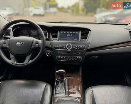 Чорний Кіа K7, об'ємом двигуна 3 л та пробігом 167 тис. км за 9499 $, фото 26 на Automoto.ua