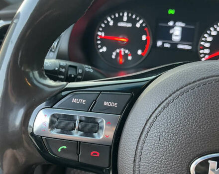 Черный Киа K7, объемом двигателя 2.2 л и пробегом 240 тыс. км за 18999 $, фото 41 на Automoto.ua