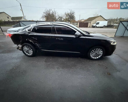 Чорний Кіа K7, об'ємом двигуна 3 л та пробігом 380 тис. км за 8200 $, фото 5 на Automoto.ua
