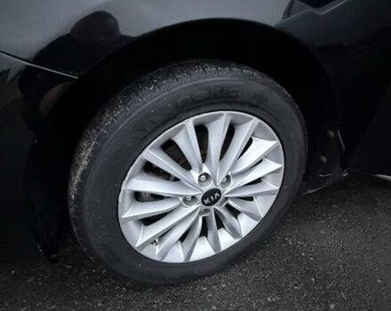 Чорний Кіа K7, об'ємом двигуна 3 л та пробігом 380 тис. км за 8200 $, фото 21 на Automoto.ua