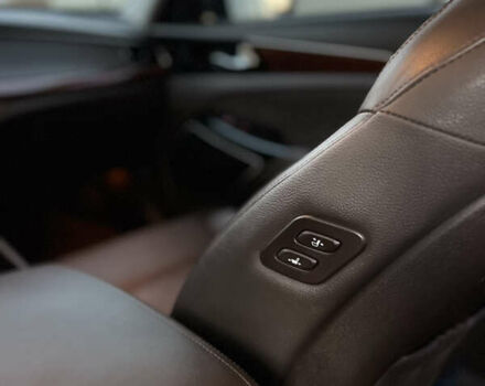 Черный Киа K7, объемом двигателя 2.2 л и пробегом 240 тыс. км за 18999 $, фото 38 на Automoto.ua