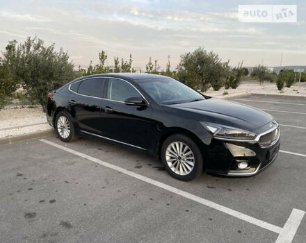 Черный Киа K7, объемом двигателя 3 л и пробегом 170 тыс. км за 15990 $, фото 2 на Automoto.ua