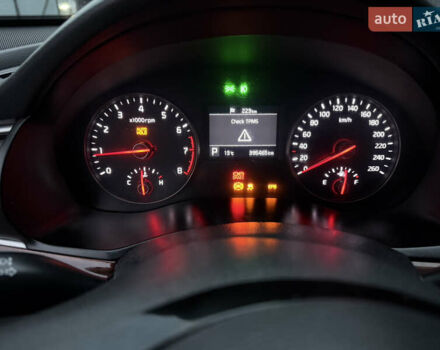 Чорний Кіа K7, об'ємом двигуна 3 л та пробігом 380 тис. км за 8200 $, фото 20 на Automoto.ua