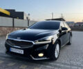 Черный Киа K7, объемом двигателя 2.2 л и пробегом 240 тыс. км за 18999 $, фото 9 на Automoto.ua
