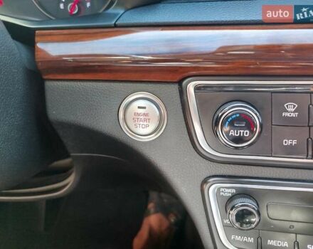 Черный Киа K7, объемом двигателя 3 л и пробегом 233 тыс. км за 14500 $, фото 7 на Automoto.ua