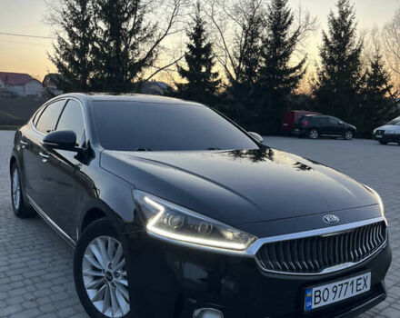 Черный Киа K7, объемом двигателя 2.2 л и пробегом 240 тыс. км за 18999 $, фото 1 на Automoto.ua