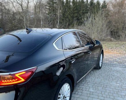 Черный Киа K7, объемом двигателя 2.2 л и пробегом 240 тыс. км за 18999 $, фото 16 на Automoto.ua