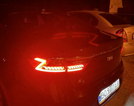 Черный Киа K7, объемом двигателя 2.2 л и пробегом 240 тыс. км за 18999 $, фото 69 на Automoto.ua