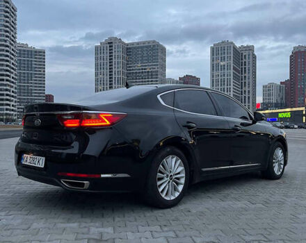 Черный Киа K7, объемом двигателя 3 л и пробегом 180 тыс. км за 13500 $, фото 6 на Automoto.ua