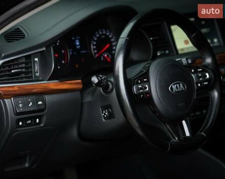 Черный Киа K7, объемом двигателя 2.2 л и пробегом 137 тыс. км за 20800 $, фото 5 на Automoto.ua