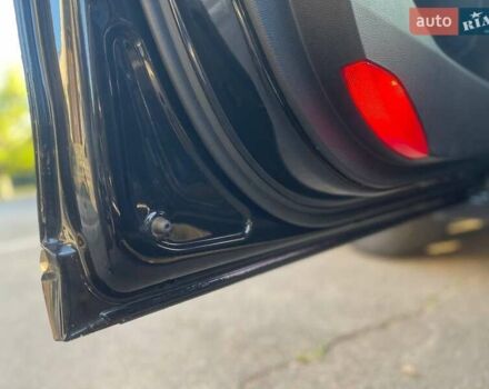 Черный Киа K7, объемом двигателя 2.2 л и пробегом 240 тыс. км за 18800 $, фото 12 на Automoto.ua