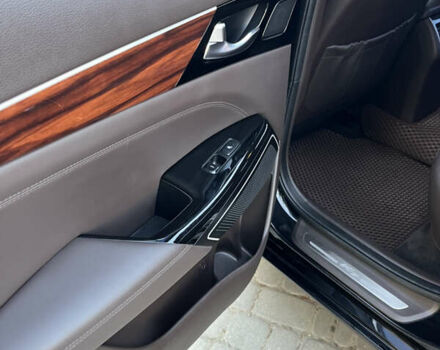 Черный Киа K7, объемом двигателя 2.2 л и пробегом 240 тыс. км за 18999 $, фото 65 на Automoto.ua