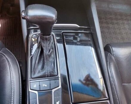 Черный Киа K7, объемом двигателя 3 л и пробегом 233 тыс. км за 14500 $, фото 10 на Automoto.ua