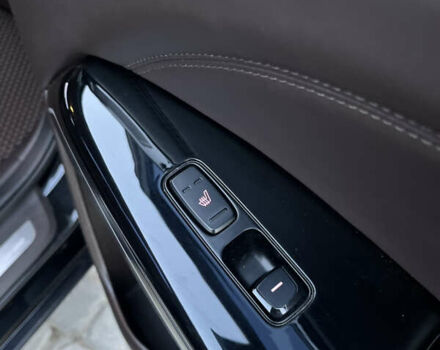 Черный Киа K7, объемом двигателя 2.2 л и пробегом 240 тыс. км за 18999 $, фото 42 на Automoto.ua