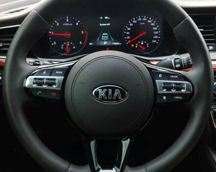 Киа K7 2017 в Виннице на Automoto.ua Черный Киа K7, объемом двигателя 2.2 л и пробегом 178 тыс. км за 19999 $, фото 43 на Automoto.ua