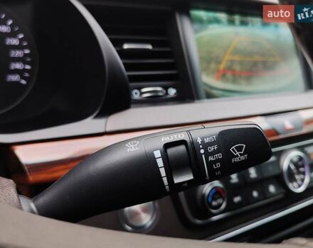 Черный Киа K7, объемом двигателя 2.2 л и пробегом 178 тыс. км за 19950 $, фото 35 на Automoto.ua