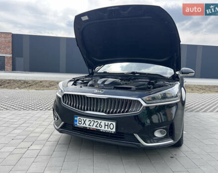 Черный Киа K7, объемом двигателя 3 л и пробегом 250 тыс. км за 17000 $, фото 9 на Automoto.ua