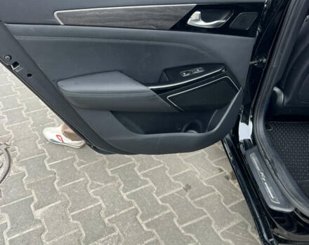 Черный Киа K7, объемом двигателя 3 л и пробегом 142 тыс. км за 25000 $, фото 14 на Automoto.ua