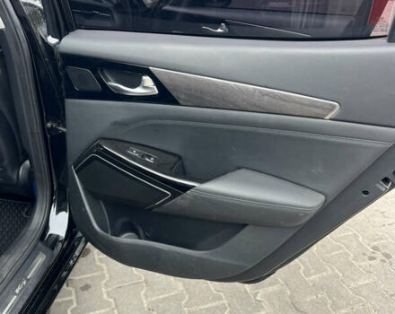 Черный Киа K7, объемом двигателя 3 л и пробегом 142 тыс. км за 25000 $, фото 15 на Automoto.ua