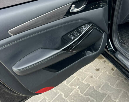 Черный Киа K7, объемом двигателя 3 л и пробегом 142 тыс. км за 25000 $, фото 8 на Automoto.ua
