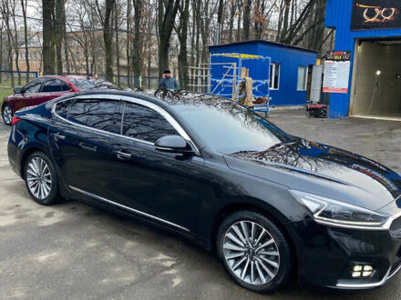 Черный Киа K7, объемом двигателя 2.2 л и пробегом 156 тыс. км за 16800 $, фото 1 на Automoto.ua