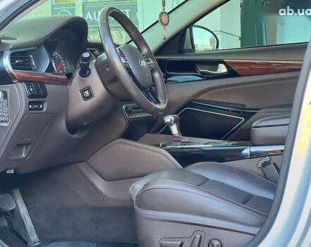 Киа K7 2017 в Одессе на Automoto.ua Киа K7, объемом двигателя 2.2 л и пробегом 100 тыс. км за 18400 $, фото 13 на Automoto.ua