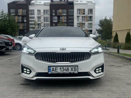 Киа K7 2017 в Киеве на Automoto.ua Киа K7, объемом двигателя 2.2 л и пробегом 105 тыс. км за 25500 $, фото 1 на Automoto.ua