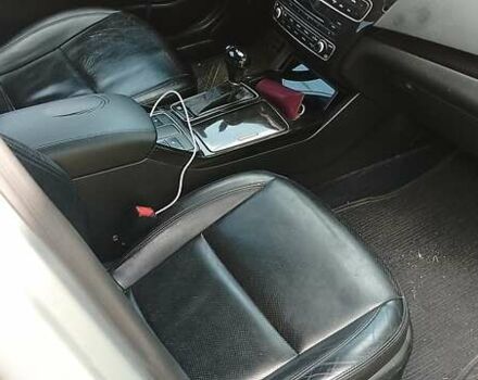 Серый Киа K7, объемом двигателя 3 л и пробегом 215 тыс. км за 7980 $, фото 7 на Automoto.ua