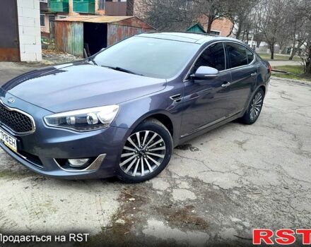 Серый Киа K7, объемом двигателя 3 л и пробегом 210 тыс. км за 10000 $, фото 2 на Automoto.ua