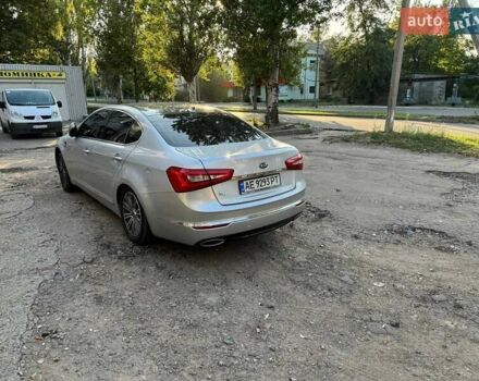 Серый Киа K7, объемом двигателя 3 л и пробегом 300 тыс. км за 11000 $, фото 6 на Automoto.ua