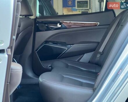 Серый Киа K7, объемом двигателя 2.2 л и пробегом 103 тыс. км за 17999 $, фото 19 на Automoto.ua