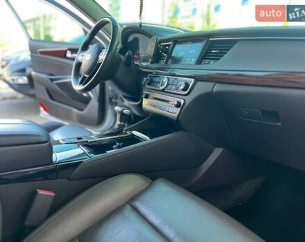Серый Киа K7, объемом двигателя 2.2 л и пробегом 100 тыс. км за 18400 $, фото 28 на Automoto.ua